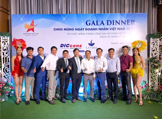 Gala Dinner chào mừng ngày doanh nhân Việt Nam